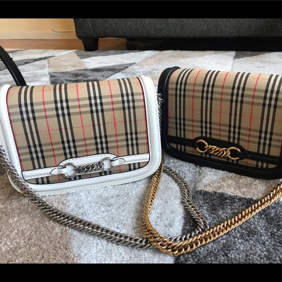 Authentic Burberry Link Shoulder Bag - Picture 5 of 16